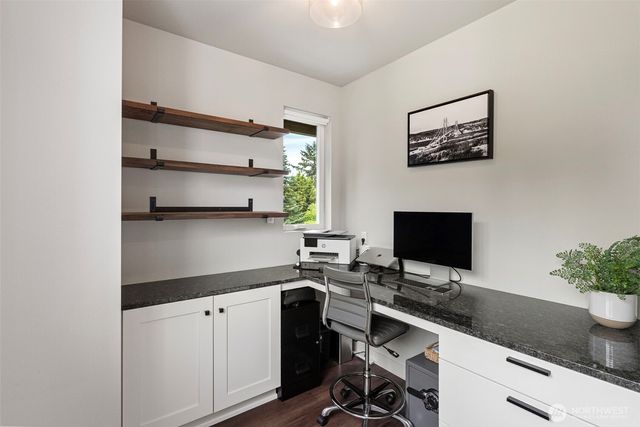 4619 W Maple Lane Circle NW, Gig Harbor, WA 98335