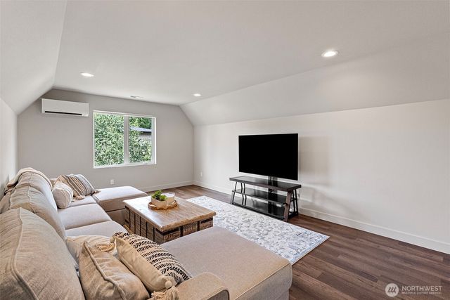 4619 W Maple Lane Circle NW, Gig Harbor, WA 98335