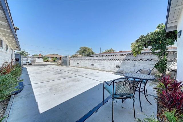 22024 Gulf Avenue, Carson, CA 90745