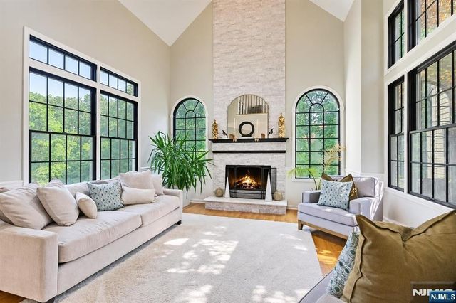 10 Pasha Court, Rockaway Boro, NJ 07435