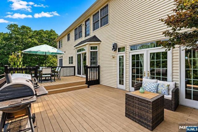 10 Pasha Court, Rockaway Boro, NJ 07435