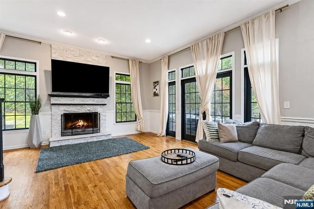 10 Pasha Court, Rockaway Boro, NJ 07435