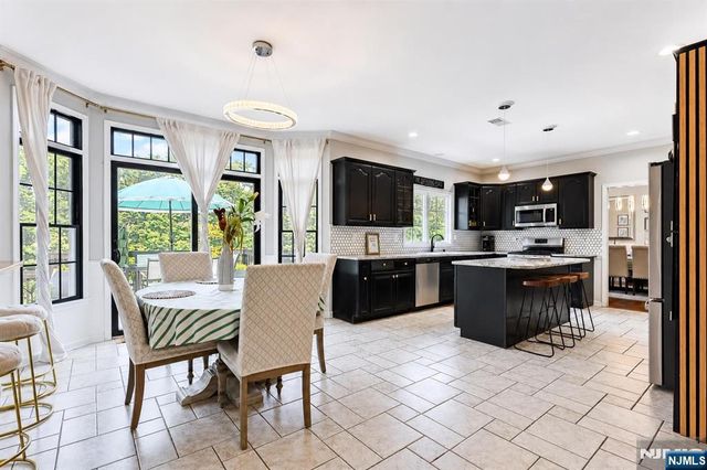 10 Pasha Court, Rockaway Boro, NJ 07435
