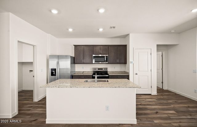 666 W Pintail Drive, Casa Grande, AZ 85122