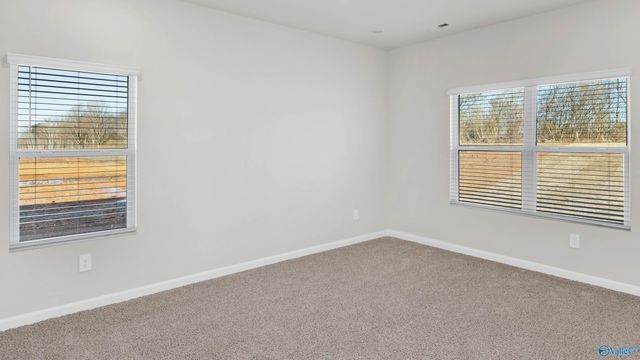 100 Aurora Circle, Fayetteville, TN 37334