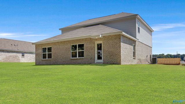 100 Aurora Circle, Fayetteville, TN 37334