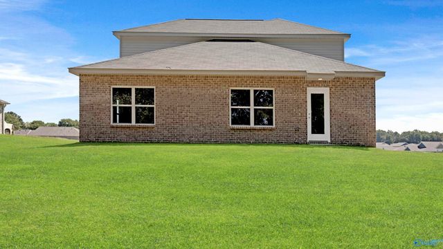 100 Aurora Circle, Fayetteville, TN 37334