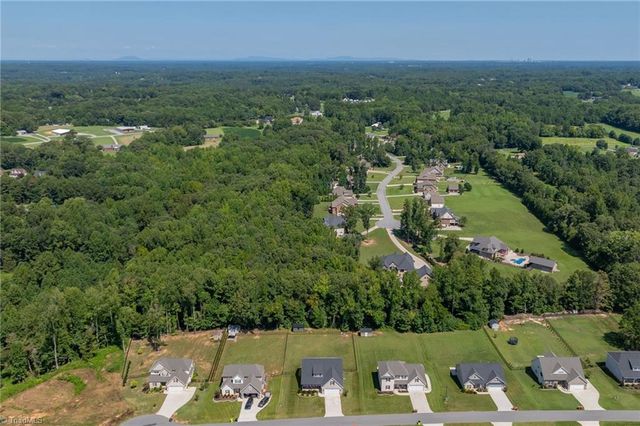 358 Windsor Trail, Lexington, NC 27295