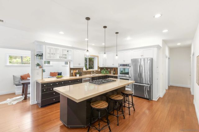 3311 James, Carlsbad, CA 92008