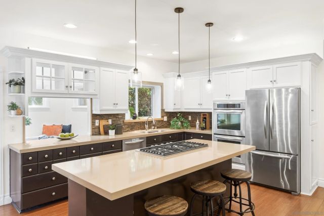 3311 James, Carlsbad, CA 92008