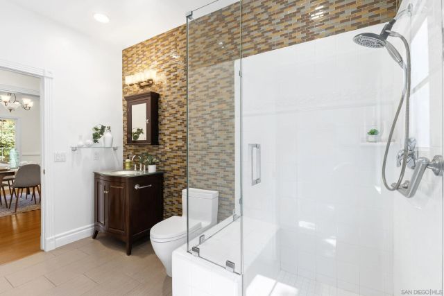 3311 James, Carlsbad, CA 92008