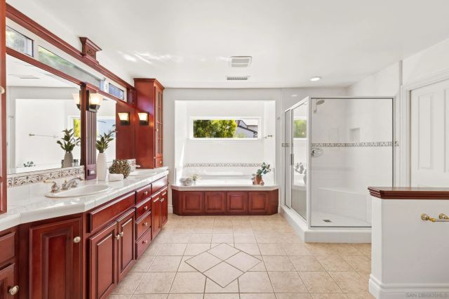 3311 James, Carlsbad, CA 92008