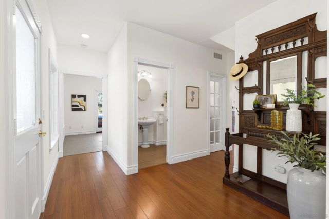 3311 James, Carlsbad, CA 92008