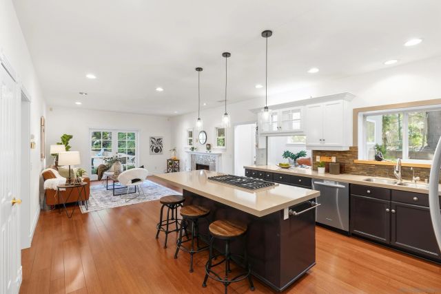 3311 James, Carlsbad, CA 92008