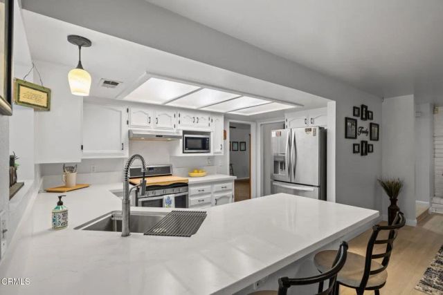 6105 Diamond Oaks Avenue, Bakersfield, CA 93306