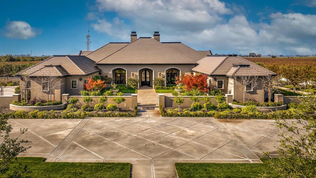 22215 N Devries Rd, Lodi, CA 95242