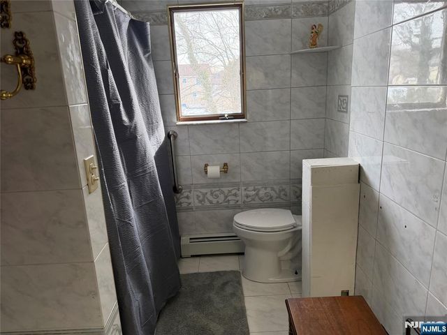 82 Birk Street, Saddle Brook, NJ 07663