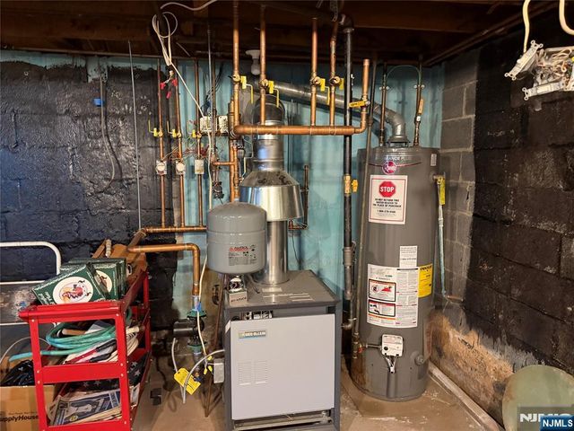 82 Birk Street, Saddle Brook, NJ 07663