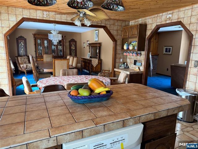 82 Birk Street, Saddle Brook, NJ 07663