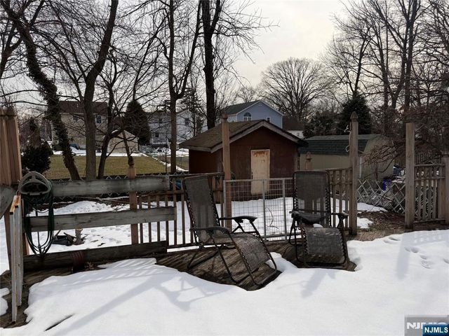 82 Birk Street, Saddle Brook, NJ 07663