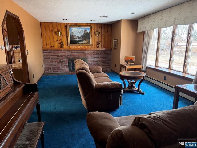 82 Birk Street, Saddle Brook, NJ 07663