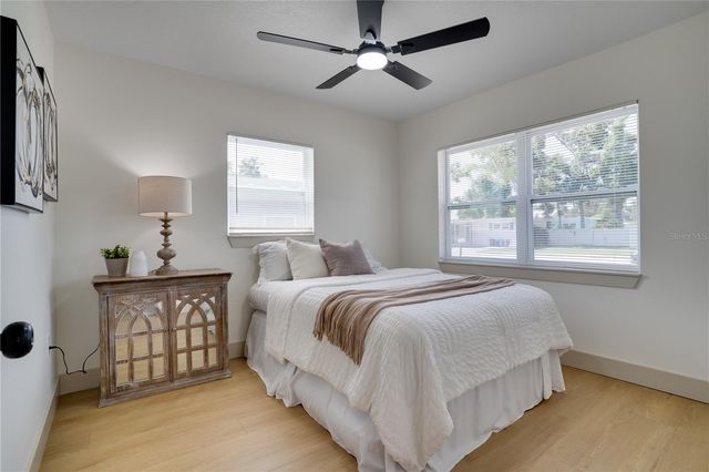 5460 77TH AVENUE N, Pinellas Park, FL 33781