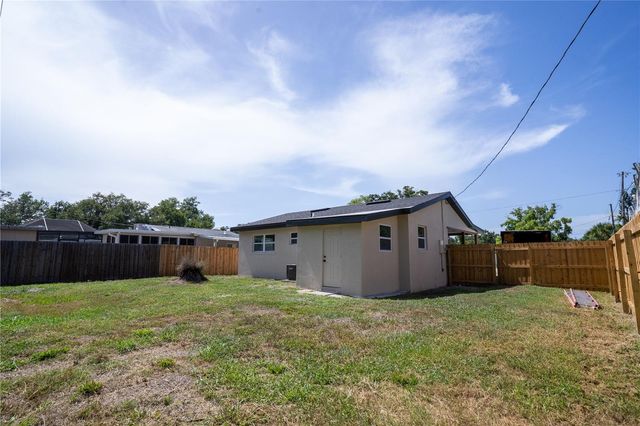 5460 77TH AVENUE N, Pinellas Park, FL 33781