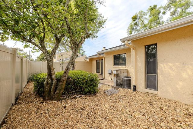 2211 MCMAHON COURT 1045, Orlando, FL 32812