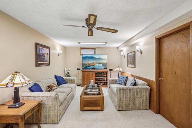 26 Sage Circle, Madison, WI 53704