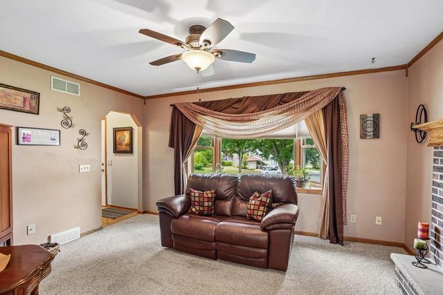 26 Sage Circle, Madison, WI 53704