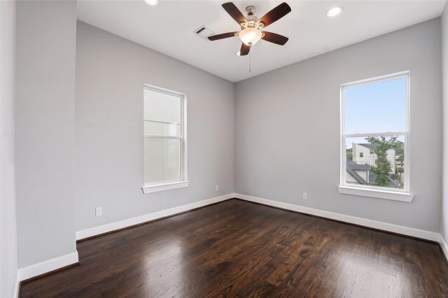 2208 Holman Street, Houston, TX 77004