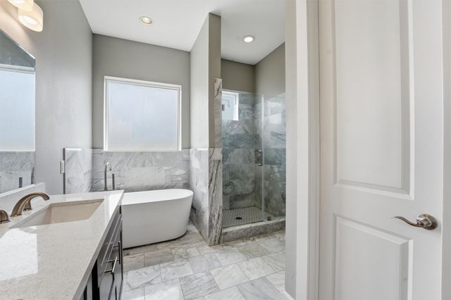 2208 Holman Street, Houston, TX 77004