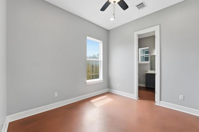 2208 Holman Street, Houston, TX 77004