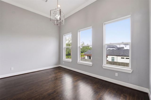 2208 Holman Street, Houston, TX 77004