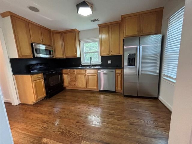 1920 Linwood Avenue, Atlanta, GA 30344