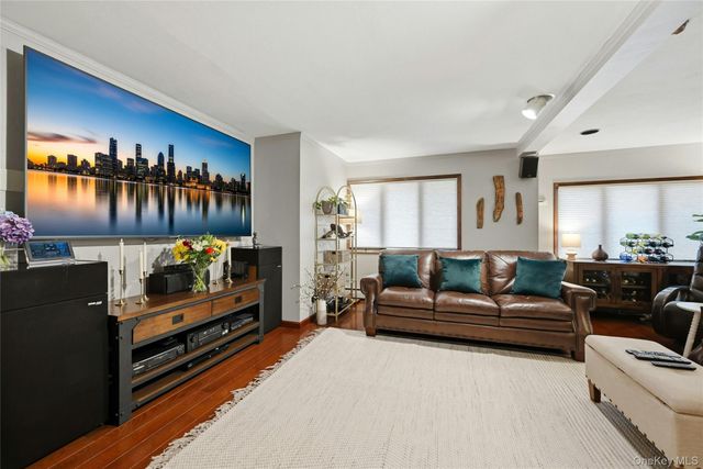 38 Ormond Avenue, Selden, NY 11784