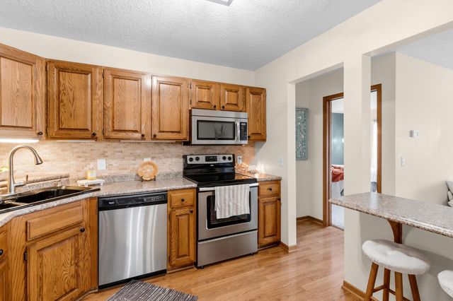 111 Imperial Drive W 106, West Saint Paul, MN 55118