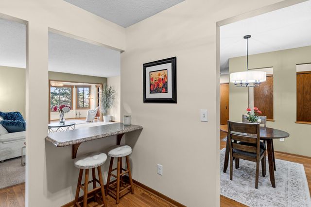 111 Imperial Drive W 106, West Saint Paul, MN 55118