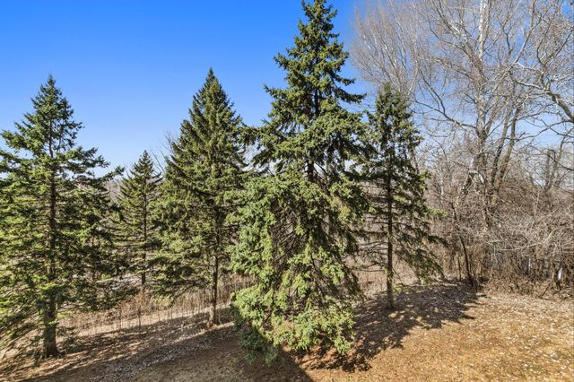 111 Imperial Drive W 106, West Saint Paul, MN 55118