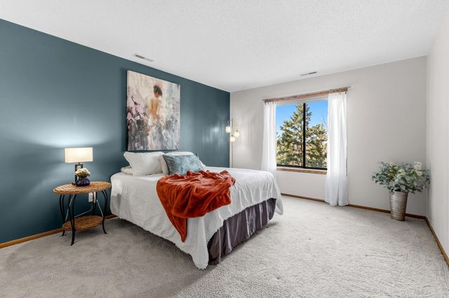 111 Imperial Drive W 106, West Saint Paul, MN 55118