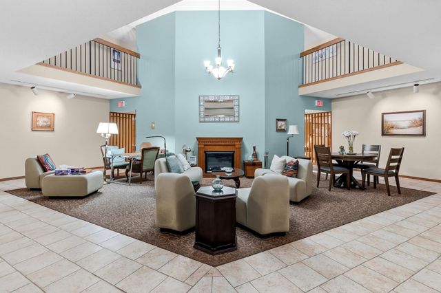 111 Imperial Drive W 106, West Saint Paul, MN 55118