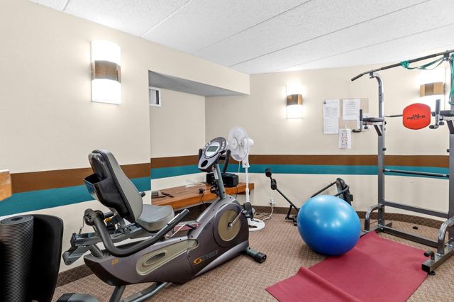 111 Imperial Drive W 106, West Saint Paul, MN 55118