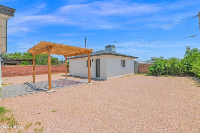 2507 E DEVONSHIRE Avenue, Phoenix, AZ 85016