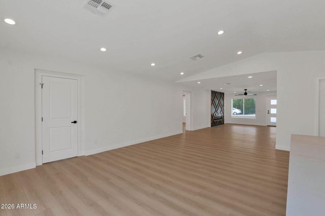 2507 E DEVONSHIRE Avenue, Phoenix, AZ 85016