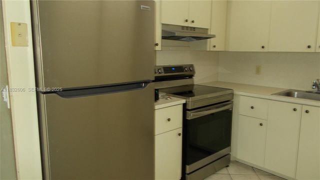 13550 SW 6th Court 208A, Pembroke Pines, FL 33027