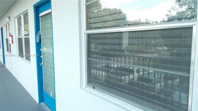 13550 SW 6th Court 208A, Pembroke Pines, FL 33027