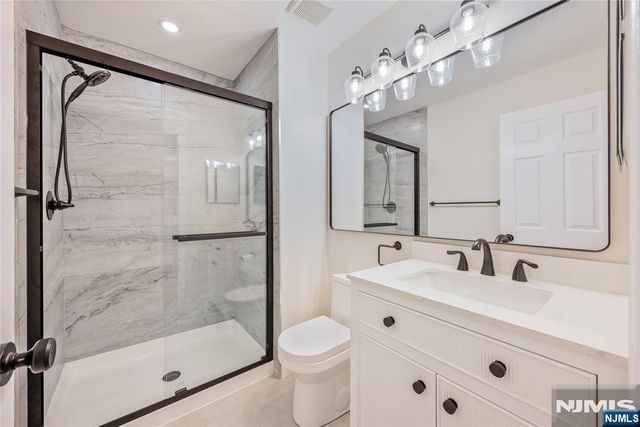1321 Lavender Court 1321, Mahwah, NJ 07430
