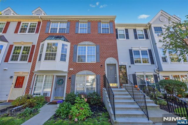 1321 Lavender Court 1321, Mahwah, NJ 07430