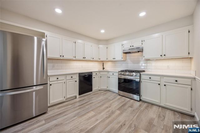 1321 Lavender Court 1321, Mahwah, NJ 07430