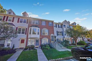 1321 Lavender Court 1321, Mahwah, NJ 07430